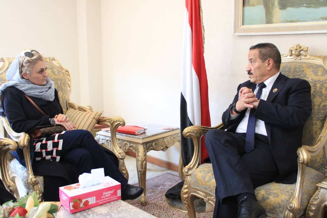 وزير الخارجية يلتقي نائب رئيس بعثة اللجنة الدولية للصليب الاحمر بصنعاء.