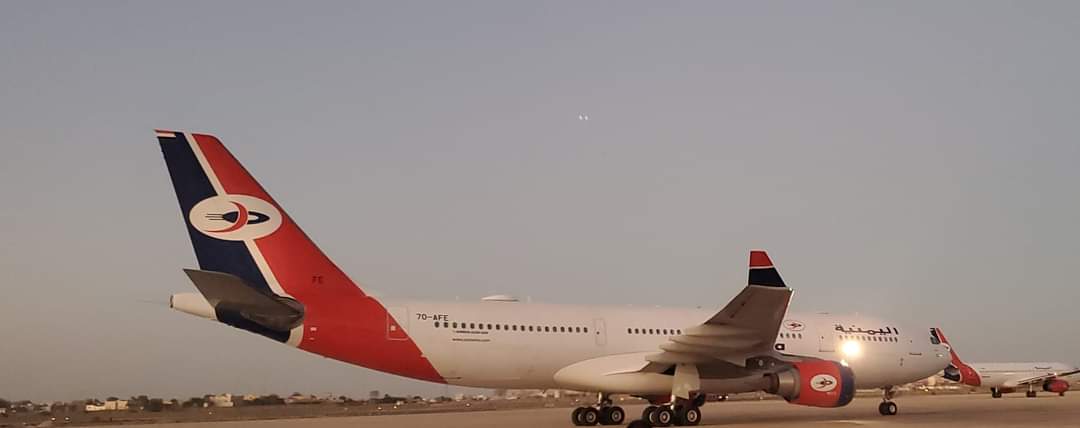 حقيقة هبوط طائرة اليمنية في مطار القاهرة
