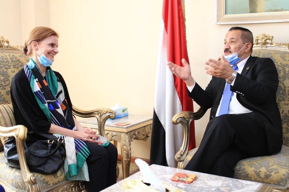 وزير الخارجية يلتقي نائبة رئيس بعثة الأمم المتحدة لدعم اتفاق الحديدة
